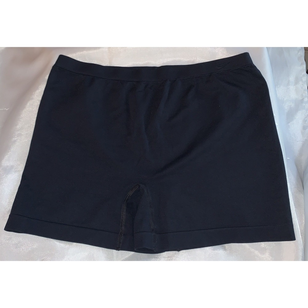 NIKE DRI-FIT PRO Size M/L Womens Black Compression Workout Training Shorts‎ 2018